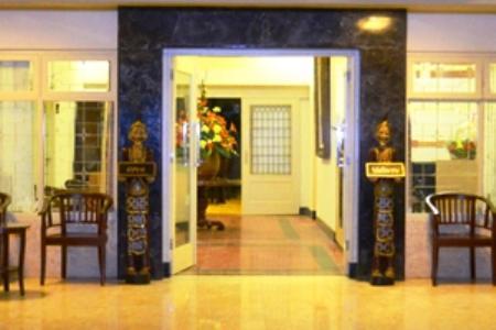 Srikandi Guesthouse マラン エクステリア 写真