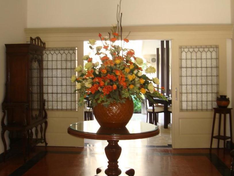 Srikandi Guesthouse マラン エクステリア 写真